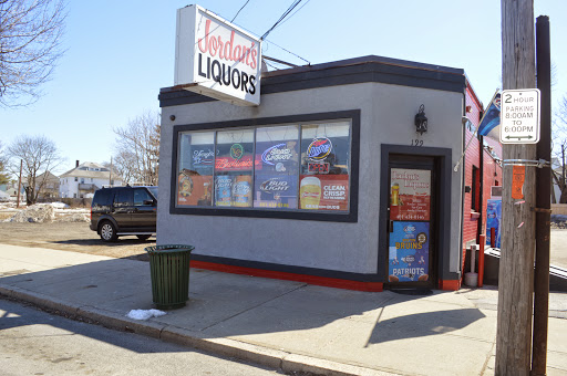 Jordans Liquors, 199 Taunton Ave, East Providence, RI 02914, USA, 