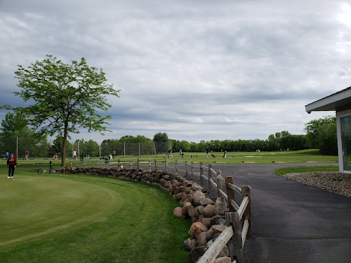 Golf Course «Halla Greens Executive Golf Course and Driving Range», reviews and photos, 495 Pioneer Trail, Chanhassen, MN 55317, USA