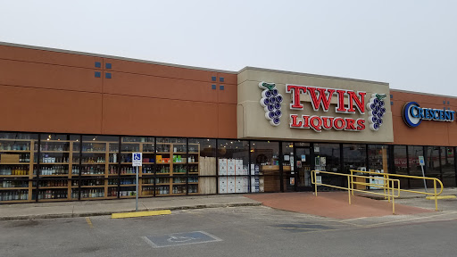 Twin Liquors, 1471 E Court St, Seguin, TX 78155, USA, 