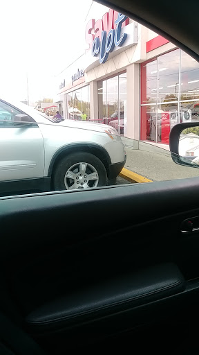 Grocery Store «Save-A-Lot», reviews and photos, 4148 Taylor Blvd, Louisville, KY 40215, USA