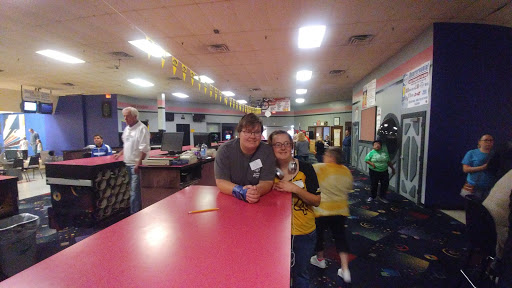 Bowling Alley «Westdale Bowling Center & Lazer Tag», reviews and photos, 2020 Scotty Dr, Cedar Rapids, IA 52404, USA