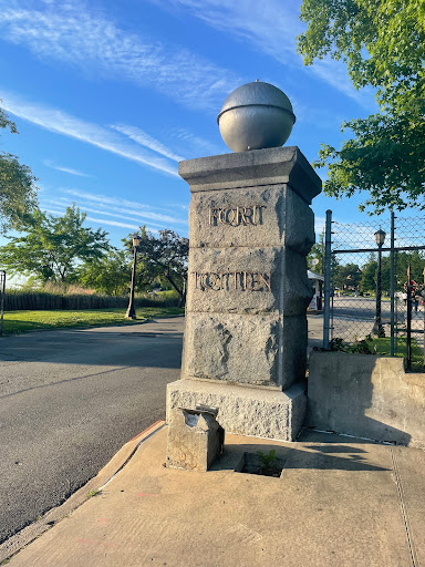 Park «Fort Totten Park», reviews and photos, Totten Ave & 15 Rd, Bayside, NY 11359, USA