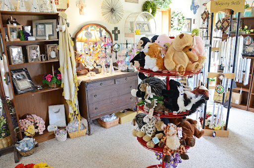 Florist «Sisters Floral & Gifts», reviews and photos, 760 S State St, North Vernon, IN 47265, USA