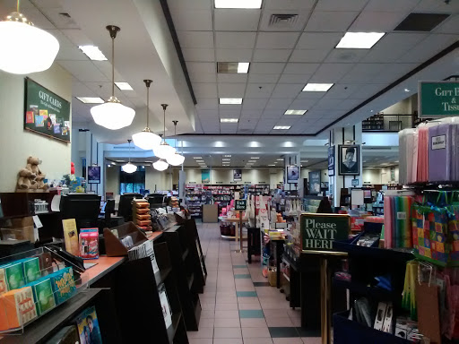 Shopping Mall «Foothills Mall», reviews and photos, 7401 N la Cholla Blvd, Tucson, AZ 85741, USA