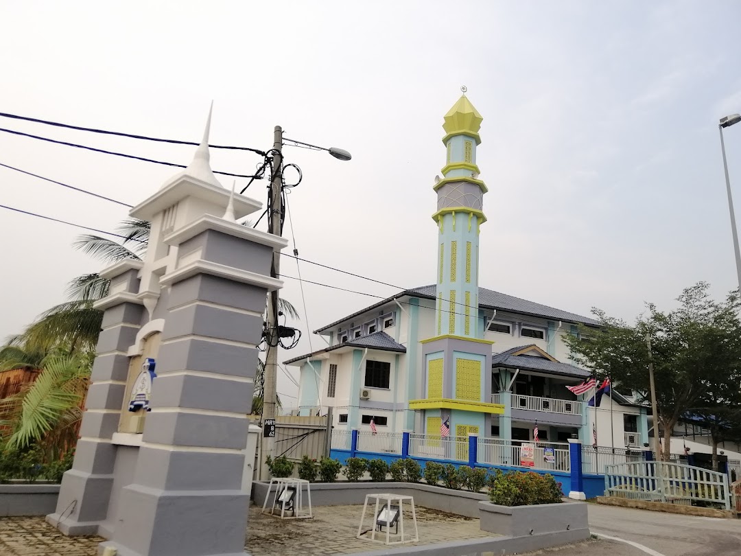 Masjid Al-Munir Bakri Batu 3