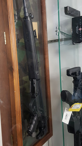 Pawn Shop «University Gun & Pawn Shop», reviews and photos, 2012 E Fletcher Ave, Tampa, FL 33612, USA