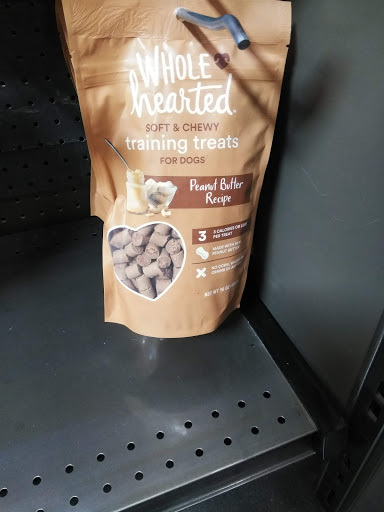 Pet Supply Store «Petco Animal Supplies», reviews and photos, 2687 Countryside Dr, Turlock, CA 95380, USA