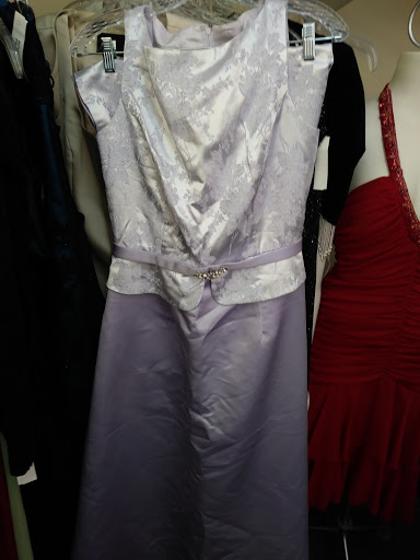 Thrift Store «Gulfside Hospice Thrift Shoppe», reviews and photos, 12154 US-19, Hudson, FL 34667, USA