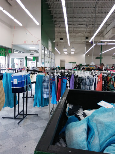 Discount Store «Bargain Hunt», reviews and photos, 750 Kemper Commons Cir, Springdale, OH 45246, USA