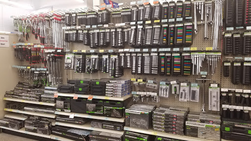 Hardware Store «Harbor Freight Tools», reviews and photos, 2418 Commercial Way, Spring Hill, FL 34606, USA