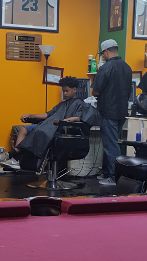 Barber Shop «In the Zone Barber Shop», reviews and photos, 10703 White Oak Ave, Granada Hills, CA 91344, USA