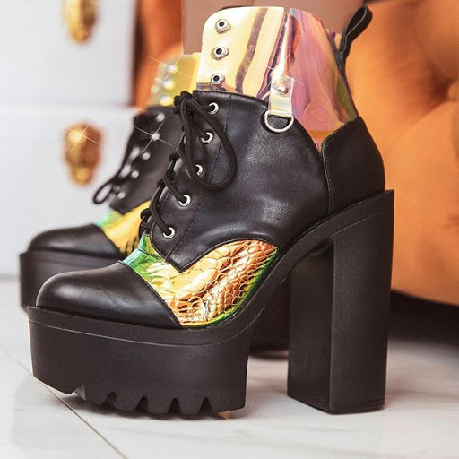 Shoe Store «SHOE TIME & SHOE TREND», reviews and photos, 3021 Freedom Dr, Charlotte, NC 28208, USA