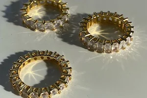 Jewelina Jewelry image