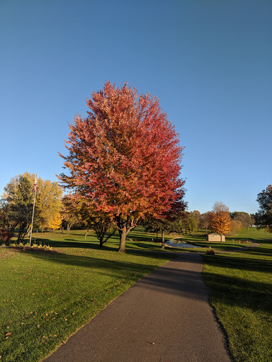 Golf Club «River Falls Golf Club», reviews and photos, 2120 E Division St, River Falls, WI 54022, USA