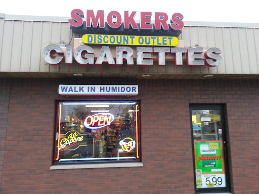 Smokers Discount Outlet image 1