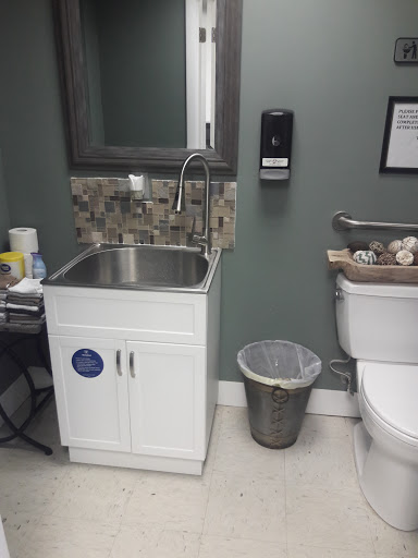 Barber Shop «Kut Kings Barber Shop», reviews and photos, 228 W Olney Rd, Norfolk, VA 23507, USA