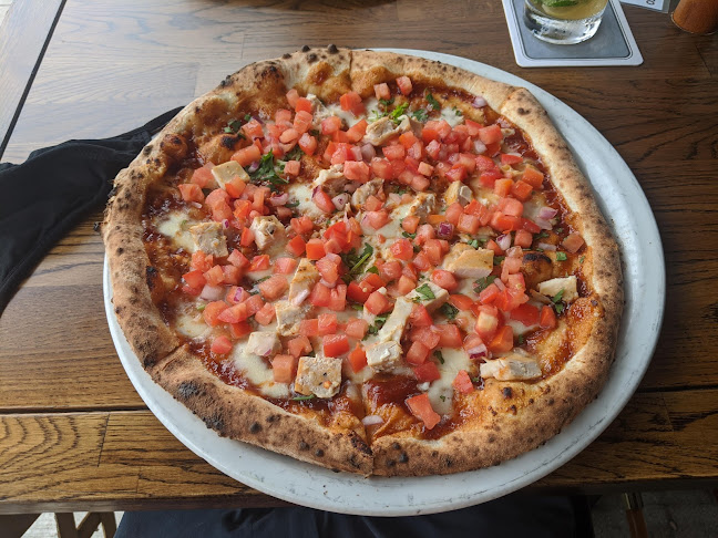 Famoso Neapolitan Pizzeria - Annex - Toronto