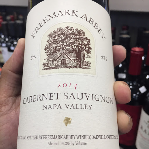 Liquor Store «Wilibees Wines & Spirits-Petaluma», reviews and photos, 309 Lakeville St, Petaluma, CA 94952, USA