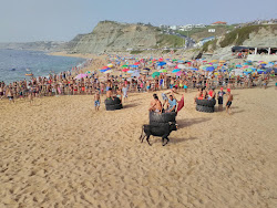 Praia de Porto Dinheiro'in fotoğrafı uzun koy ile birlikte