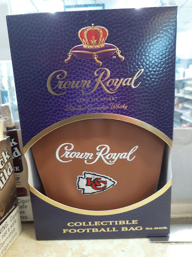 Convenience Store «Shotz Convenience Store», reviews and photos, 2900 E 27th St, Kansas City, MO 64127, USA