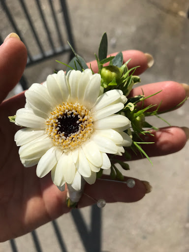 Florist «Grand Avenue Florist», reviews and photos, 1416 SE 8th Ave, Portland, OR 97214, USA