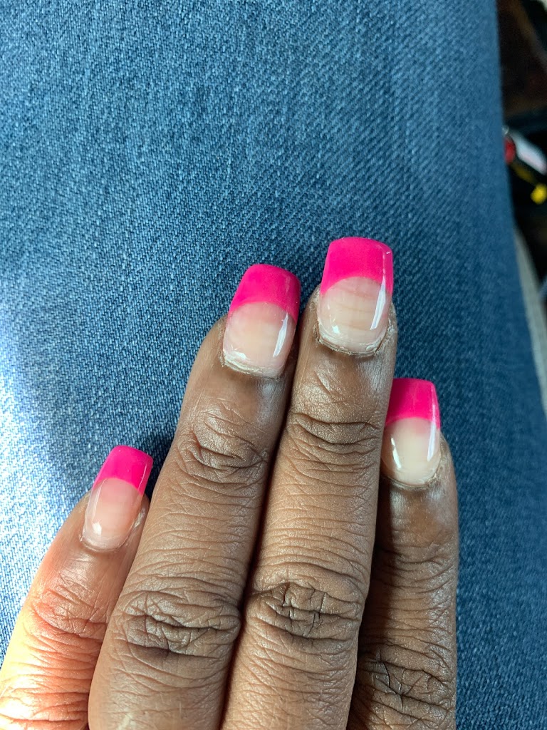 Taylor Nails and Spa 77340