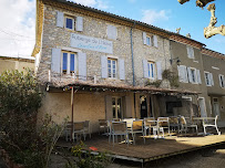 Photos du propriétaire du Restaurant français L'Auberge de l'Helvie chez Coco et Ricou à Valvignères - n°3