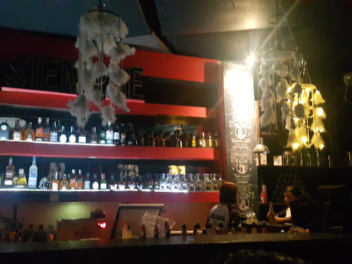 Trilogía Bar