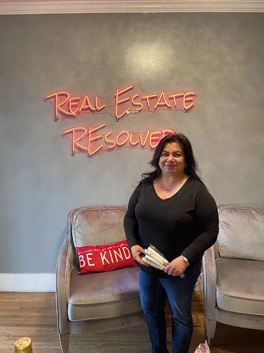 Real Estate REsolved image