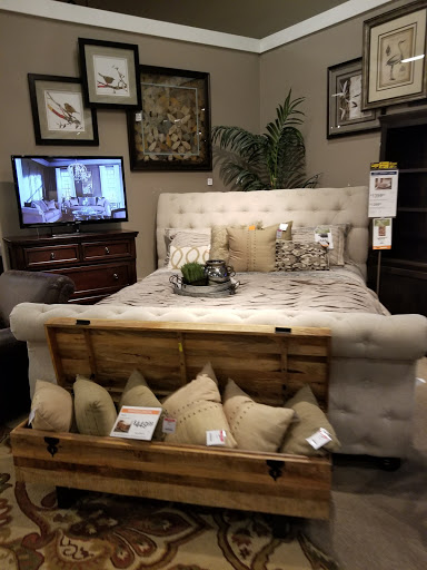 Furniture Store «Ashley HomeStore», reviews and photos, 2799 E Bidwell St, Folsom, CA 95630, USA