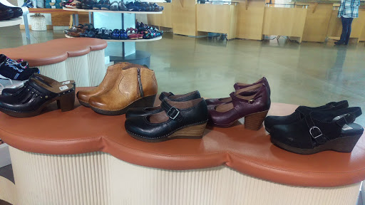 Shoe Store «Dansko Company Store», reviews and photos, 33 Federal Blvd, West Grove, PA 19390, USA