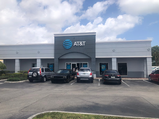 Cell Phone Store «AT&T», reviews and photos, 12599 Biscayne Blvd, North Miami, FL 33181, USA