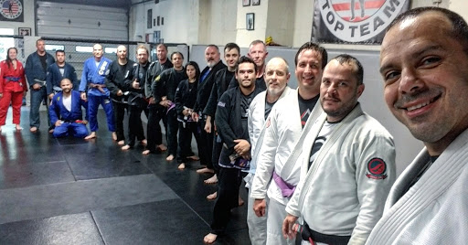 Martial Arts School «American Top Team Connecticut BJJ, MMA, Muay Thai Danbury, CT», reviews and photos, 16 Beaver Brook Rd #3, Danbury, CT 06810, USA