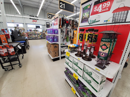Hardware Store «Tobinson Hardware», reviews and photos, 361 Sycamore Rd, Genoa, IL 60135, USA