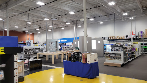 Electronics Store «Best Buy», reviews and photos, 63 Ranch Dr, Milpitas, CA 95035, USA