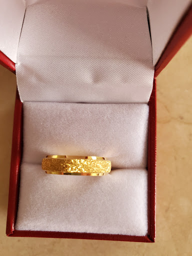 Jeweler «Gold Palace Jewelers Inc.», reviews and photos, 1546 Oak Tree Road, Iselin, NJ 08830, USA