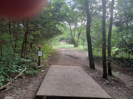 Disc Golf Course «Lester Lorch Park - Beaver Disc Golf Course», reviews and photos, 1823 Texas Plume Rd, Cedar Hill, TX 75104, USA