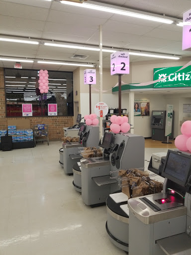 Grocery Store «Kroger», reviews and photos, 19855 Twelve Mile Rd, Southfield, MI 48076, USA