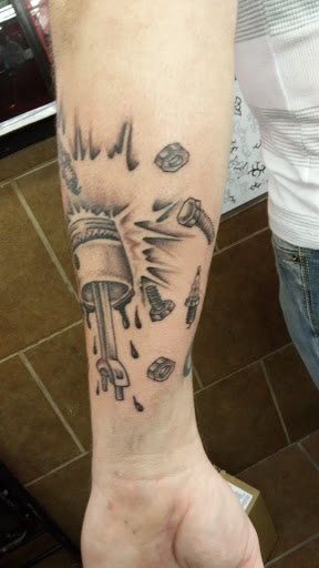 Tattoo Shop «Inkredible Tattoo», reviews and photos, 2301 Padre Blvd, South Padre Island, TX 78597, USA