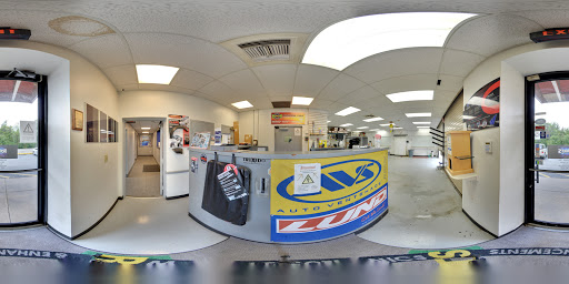 Car Stereo Store «Roberts Auto Electronics & Window Tint», reviews and photos, 11704 Shelbyville Rd, Louisville, KY 40243, USA