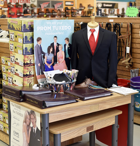 Pet Supply Store «Valley Vet Supply Retail Store», reviews and photos, 1118 Pony Express Hwy, Marysville, KS 66508, USA