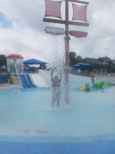 Water Park «Crystal Springs Family Waterpark», reviews and photos, 380 Dunhams Corner Rd, East Brunswick, NJ 08816, USA