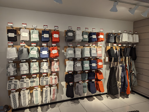 Furniture Store «Crate and Barrel», reviews and photos, 301 Santana Row, San Jose, CA 95128, USA