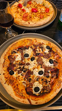 Plats et boissons du Pizzeria PIZZA PINOS PONT SAINT MAXENCE à Pont-Sainte-Maxence - n°4
