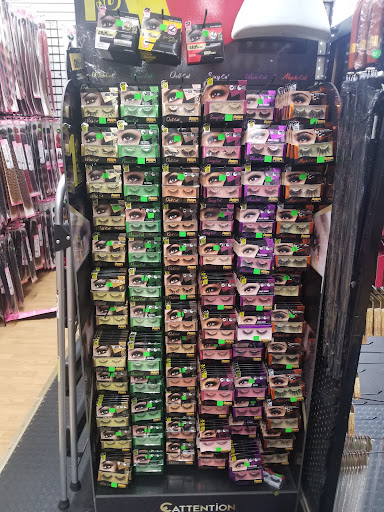 Beauty Supply Store «Lee Beauty Supply», reviews and photos, 25259 Telegraph Rd, Southfield, MI 48033, USA