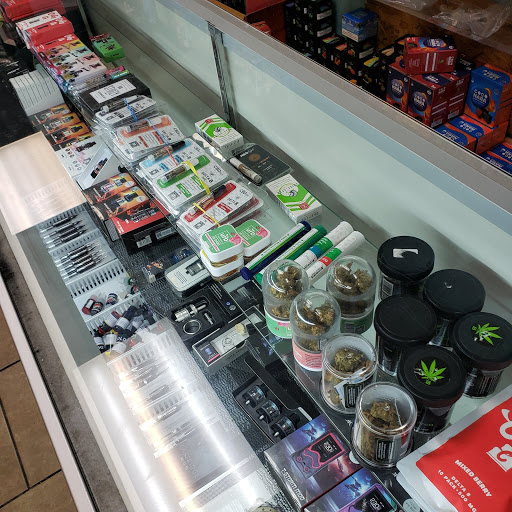 Tobacco Shop «Hwy 6 Smoke N Night Smoke Shop», reviews and photos, 7730 Hwy 6, Houston, TX 77083, USA