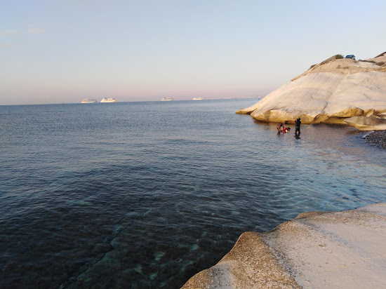 White & Rocky Beach