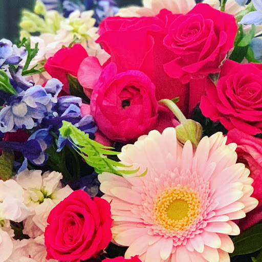 Florist «Finally Flowers», reviews and photos, 770 Stevens St, Lowell, MA 01851, USA