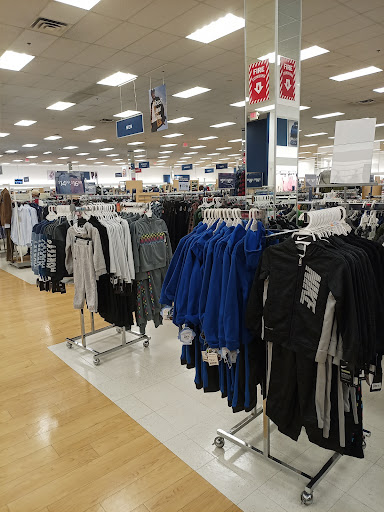 Department Store «Marshalls», reviews and photos, 8 Allstate Rd, Dorchester, MA 02125, USA