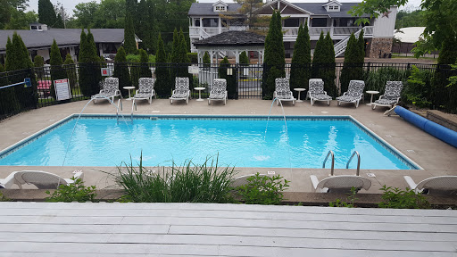 Hotel «Maxwell Mansion», reviews and photos, 421 Baker St, Lake Geneva, WI 53147, USA